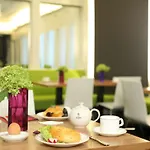 Hotel Ibis Styles Frankfurt 3*