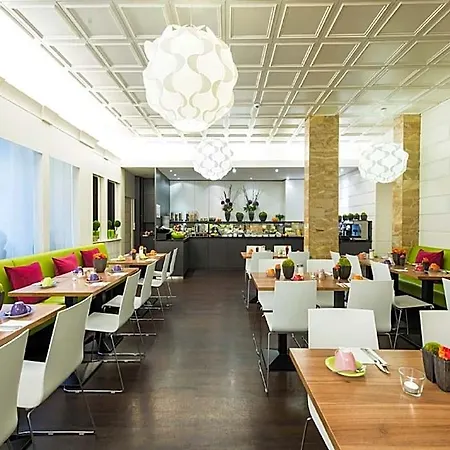 Ibis Styles Frankfurt Hotel 3*
