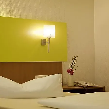 Ibis Styles Frankfurt 3*