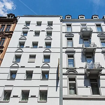 Hotell Ibis Styles Frankfurt 3*