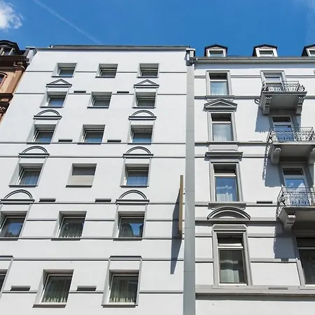 Ibis Styles Frankfurt 3*