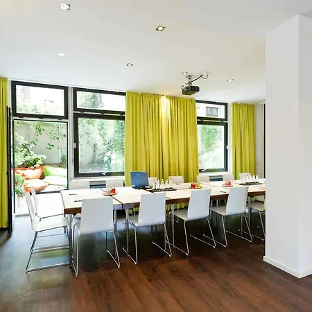 Hotel Ibis Styles Frankfurt 3*