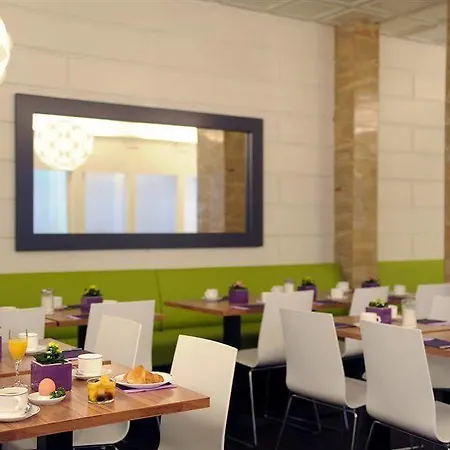 Ibis Styles Frankfurt Hotel 3*